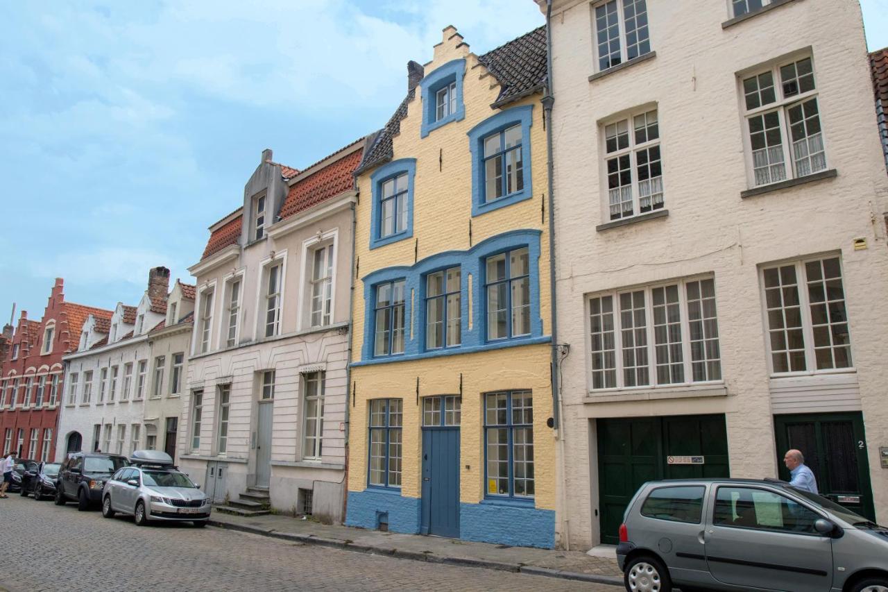 Cosy House Near Market Brugge Bagian luar foto